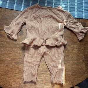Baby Gap matching set